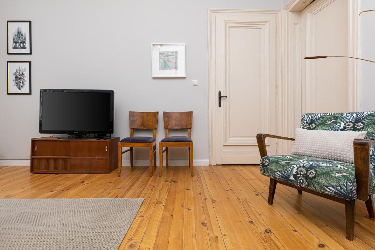 The Old Town Vintage 2-Bedroom Jewel By Flat Mаnager 플로브디프 외부 사진