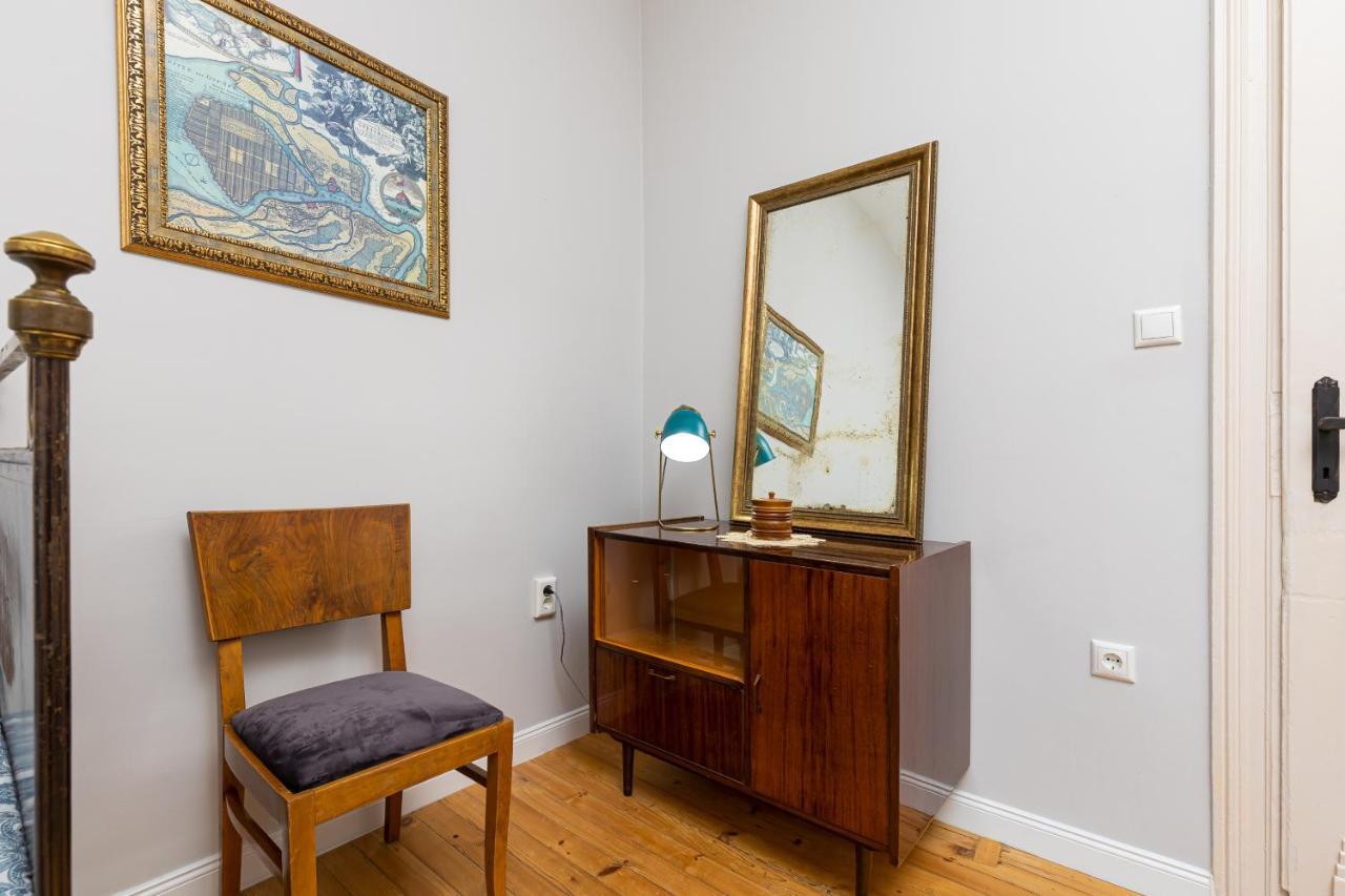 The Old Town Vintage 2-Bedroom Jewel By Flat Mаnager 플로브디프 외부 사진
